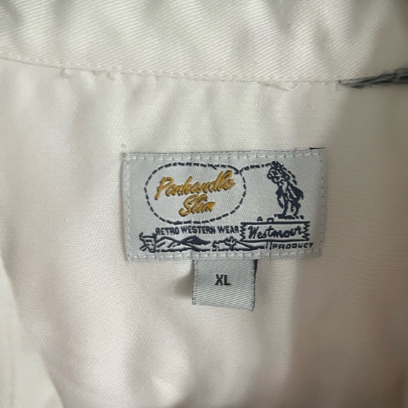 Wrangler White Sleeveless Floral Embroidered Shirt - Picture 3 of 3